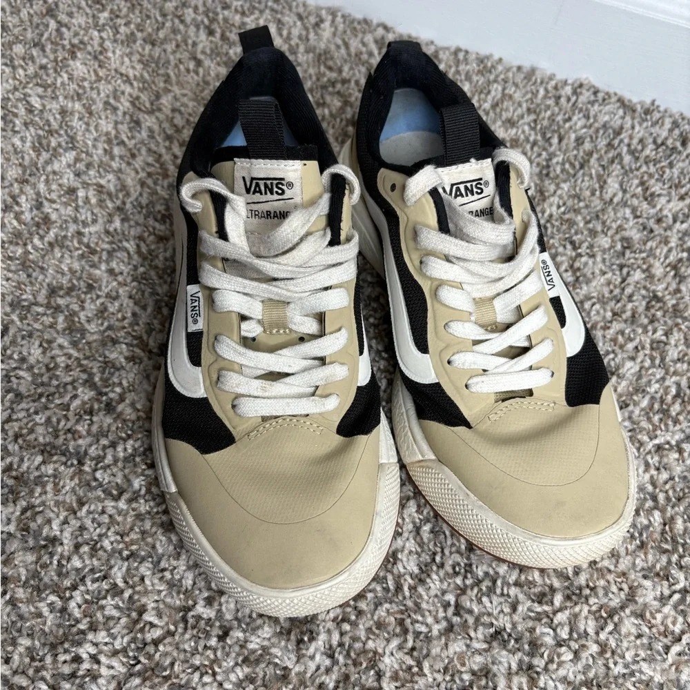 Vans Ultra range Tan and Black Shoes - Picture 2 of 6